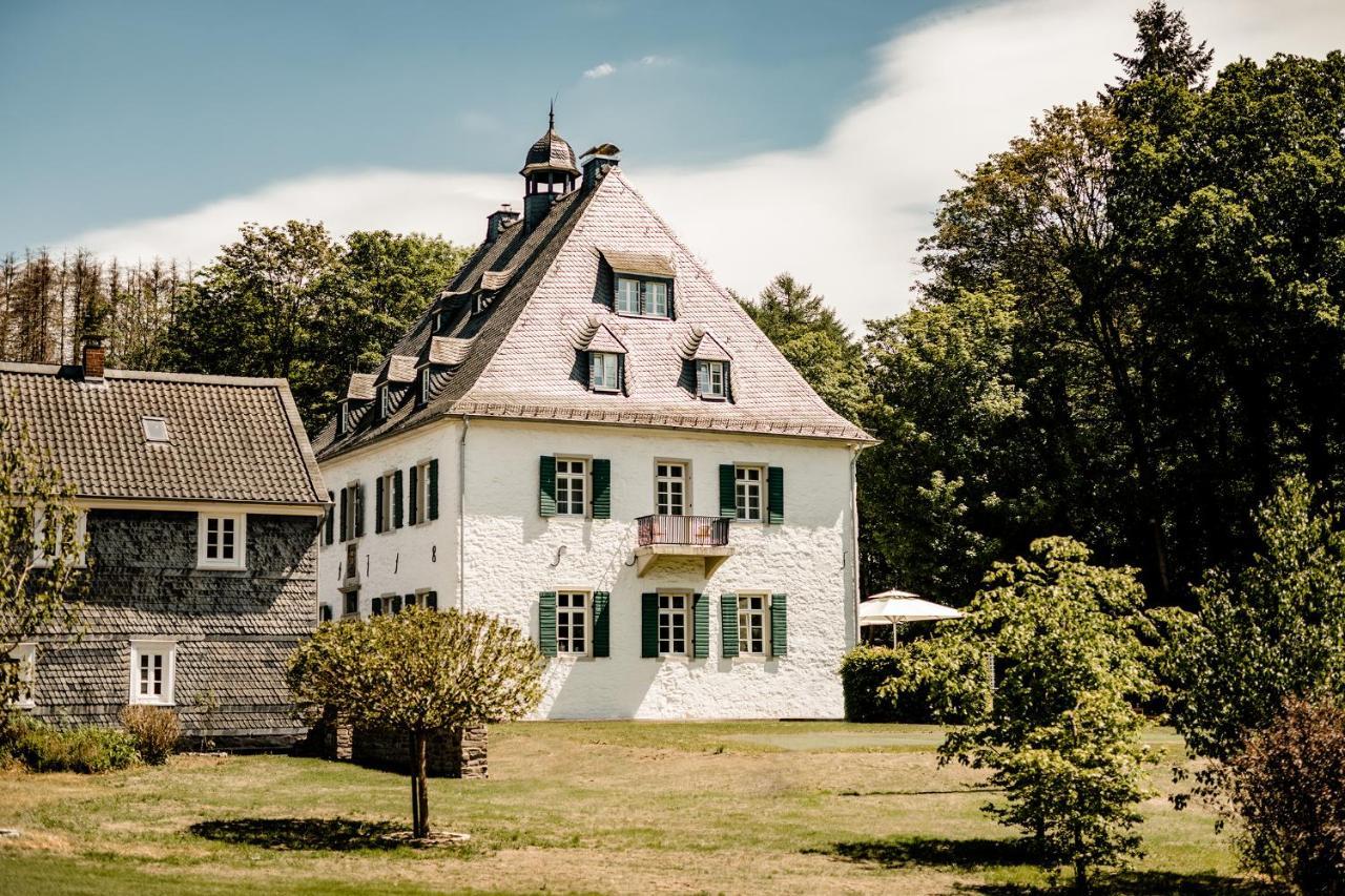 Hotel Gut Landscheid Буршайд Екстер'єр фото